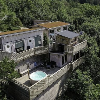 Treetop Spa Hangout & Hotel